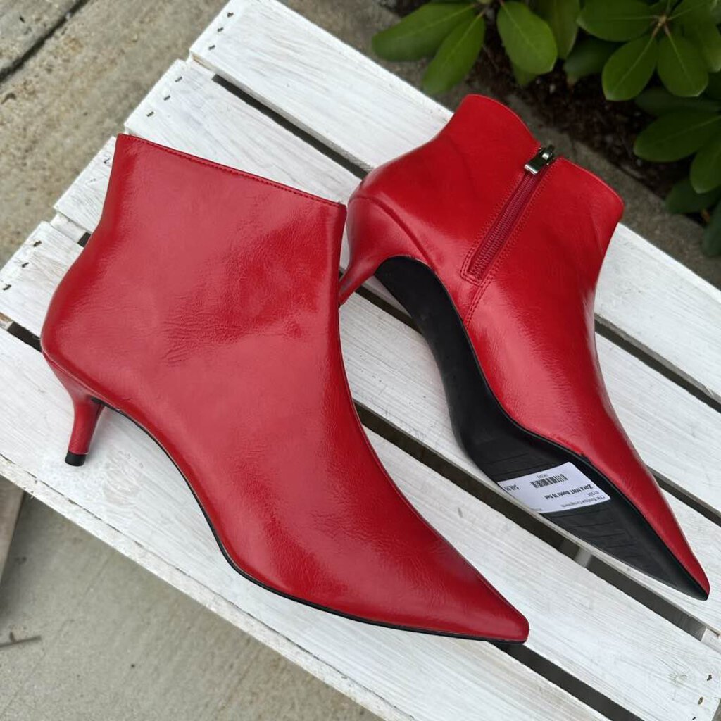 Red heeled ankle boots fashion