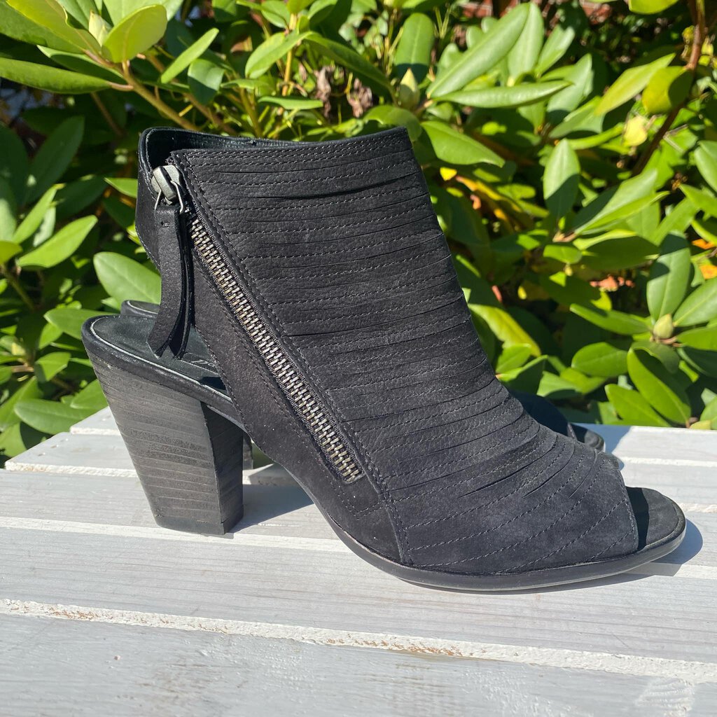 Paul green cayanne bootie sale hotsell